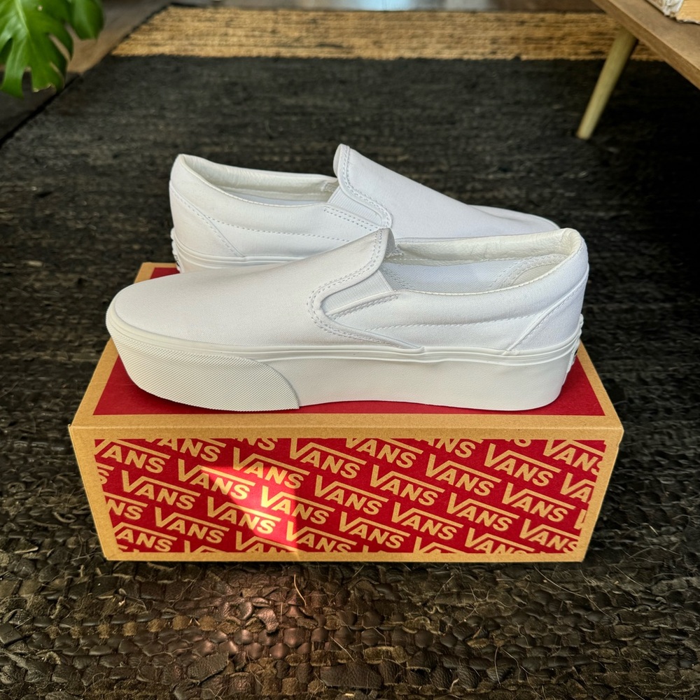 White platform classic slip on Vans